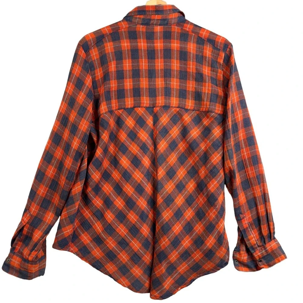 Free People Shirt Women's Size‎ S  100% Linen Red Plaid print Shoulder Cutouts